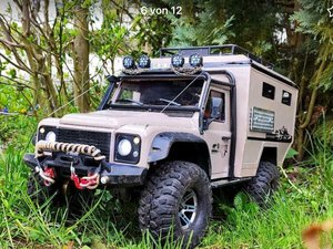 Land Rover Defender Expedition Modell